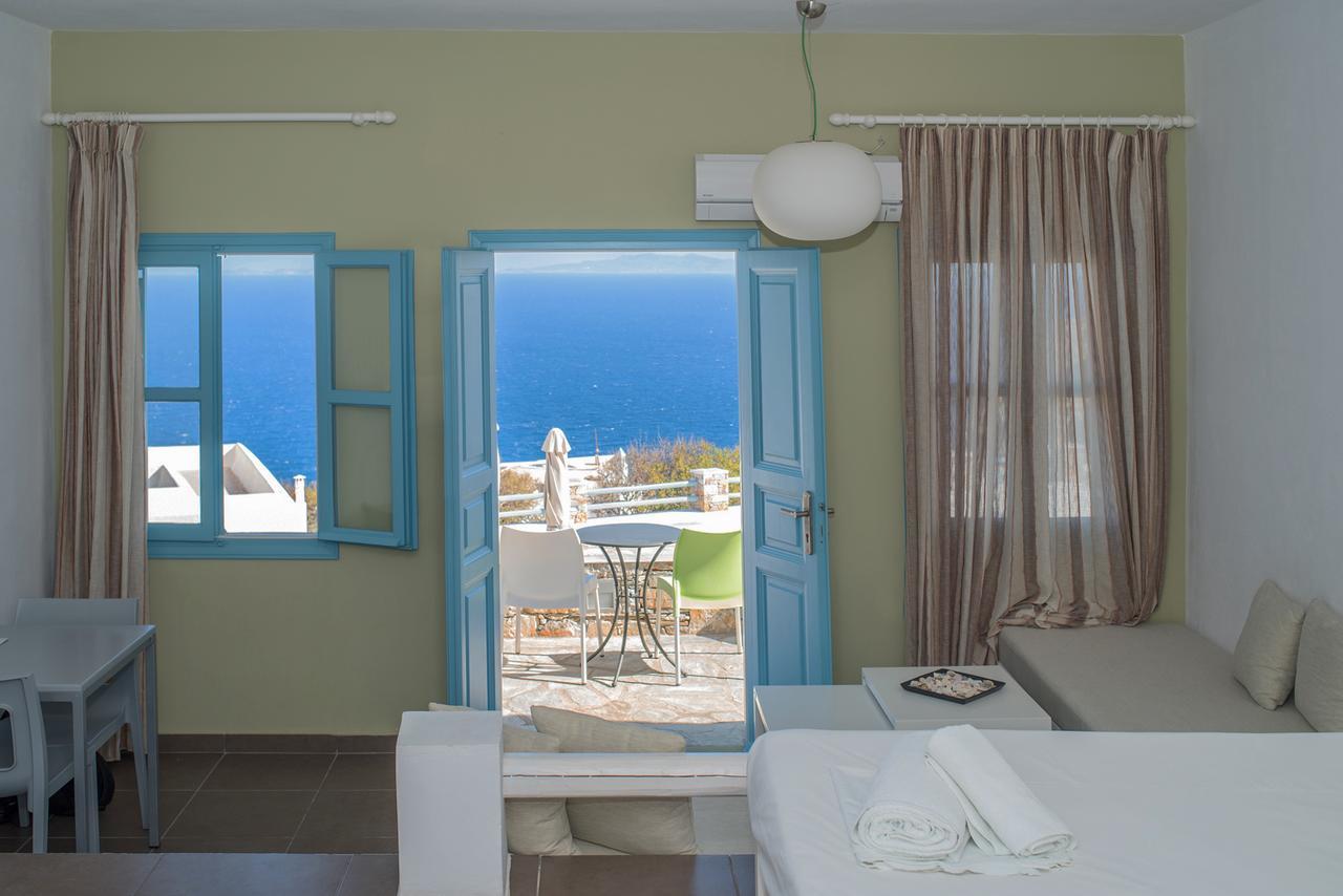Aeri Aparthotel Folegandros Town Exterior photo